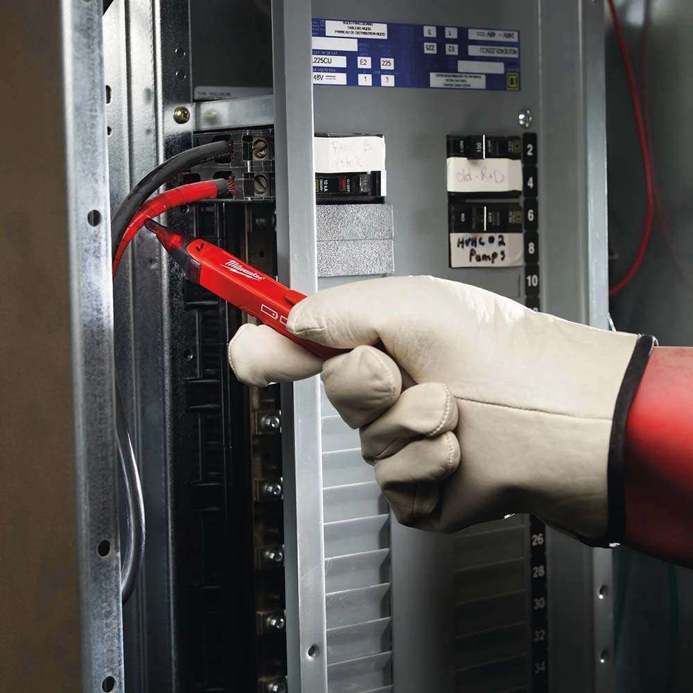 Milwaukee 2200-40 50-1000VAC Voltage Detector 4
