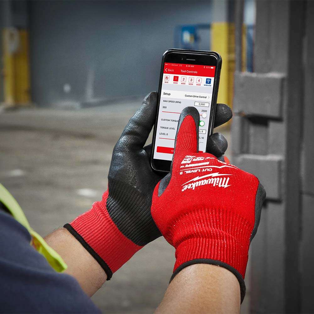 Milwaukee 4932471423 Cut Resistance Gloves, Cut Level C, 2XL, Red 1