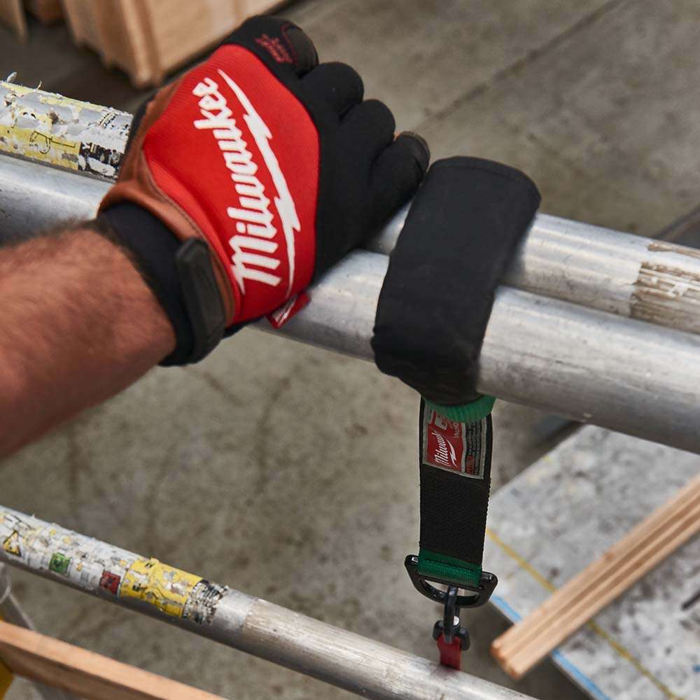 Milwaukee Anchoring Strap, 660mm, 22.7kg Tool Anchor for Work-at-Height Tethering 5