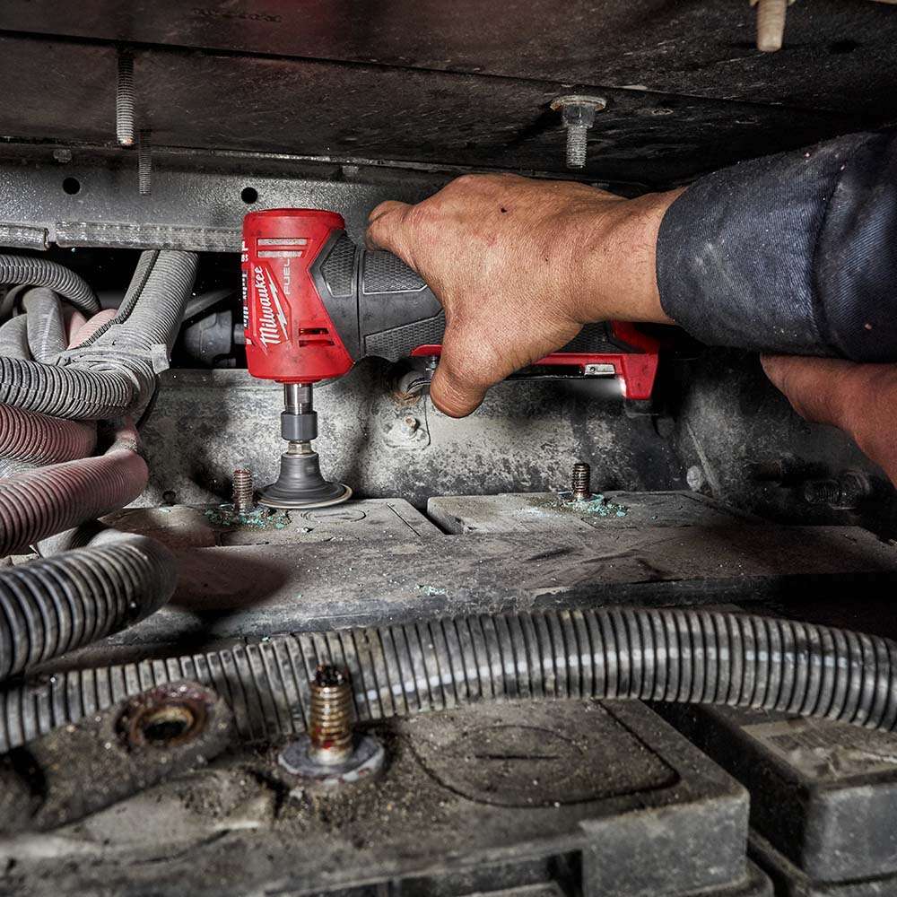 الجلاخة الزاوية اللاسلكية ميلووكي (Milwaukee) قياس (50MM) ببطارية ليثيوم أيون (12V-4AhX2) موديل (M12FDGA-402B) 6