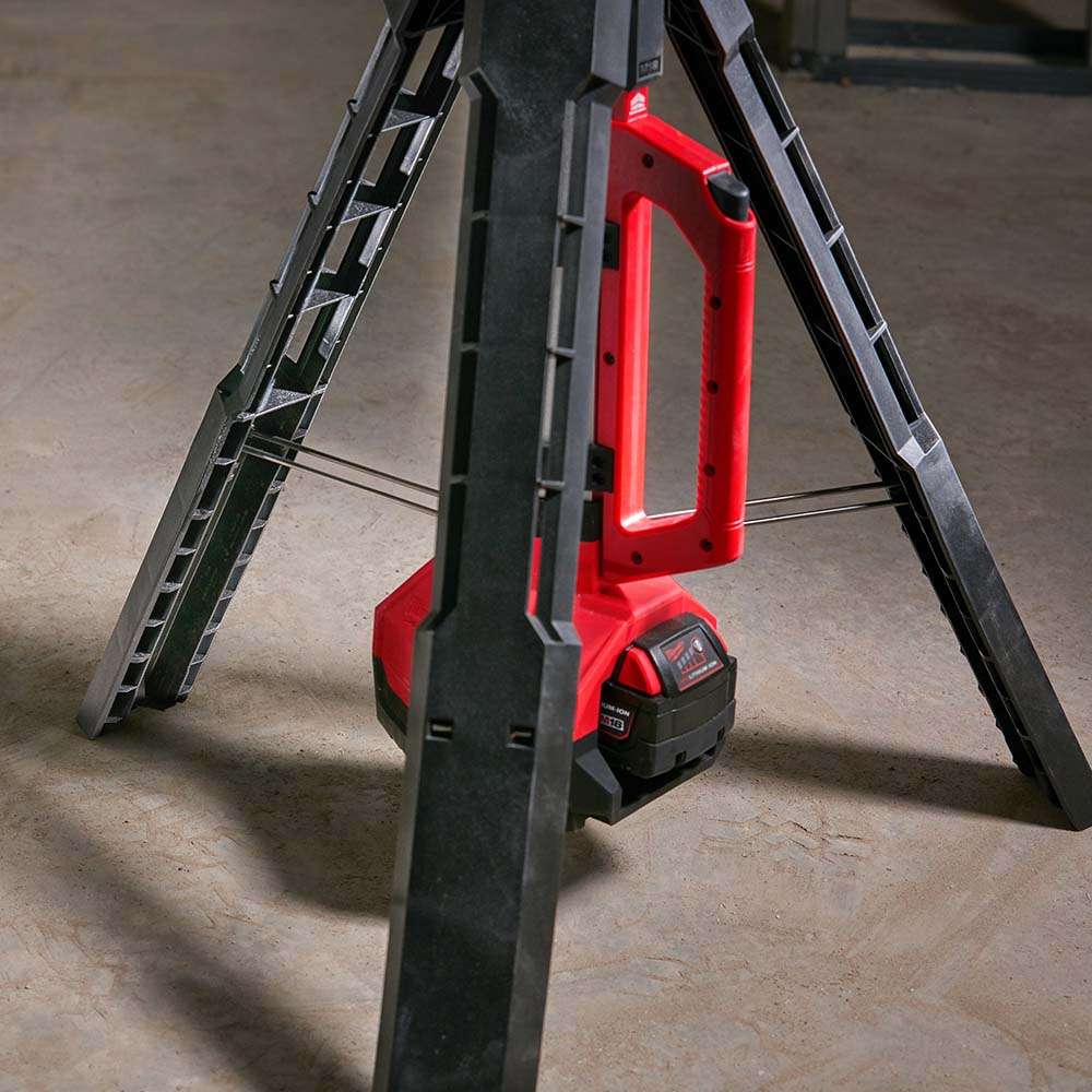 Milwaukee M18SAL-0 18V 200LM LED Stand Light (Bare Tool) 4