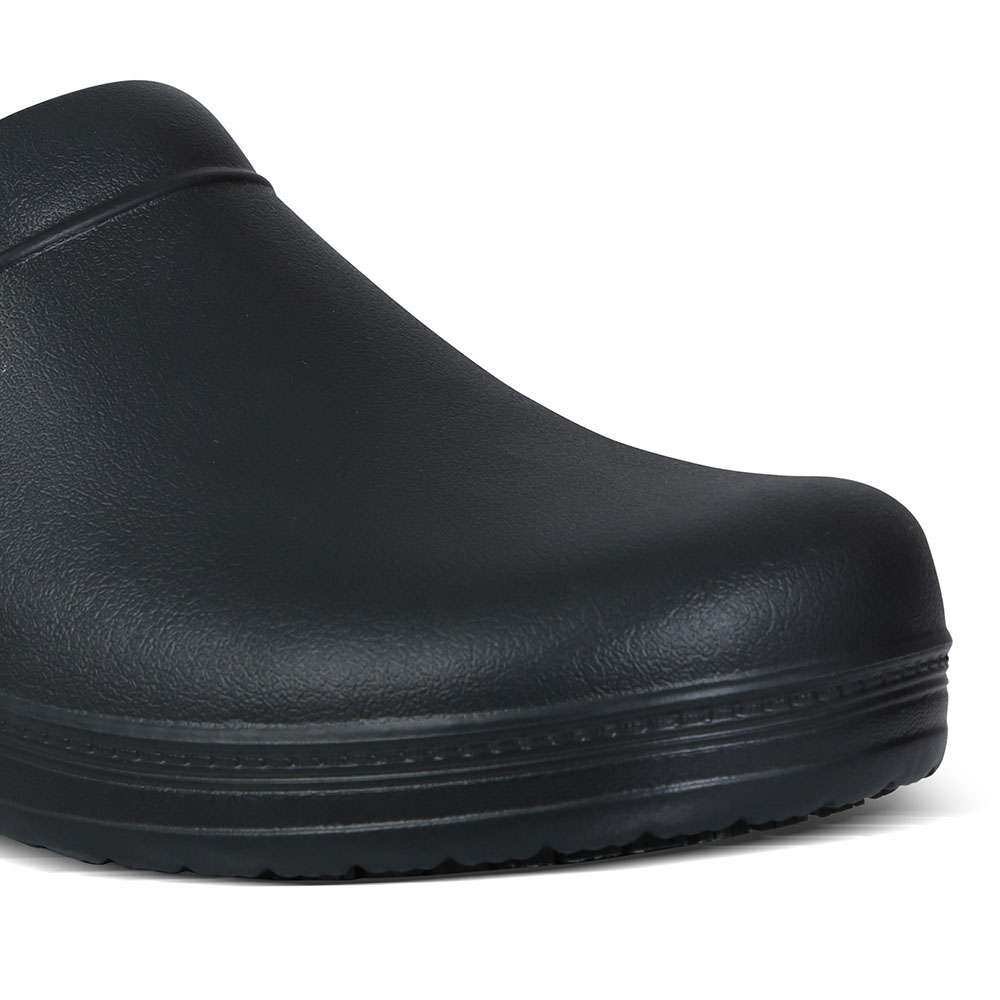 Workland DHA Anti Slip Kitchen Clogs, Black 2