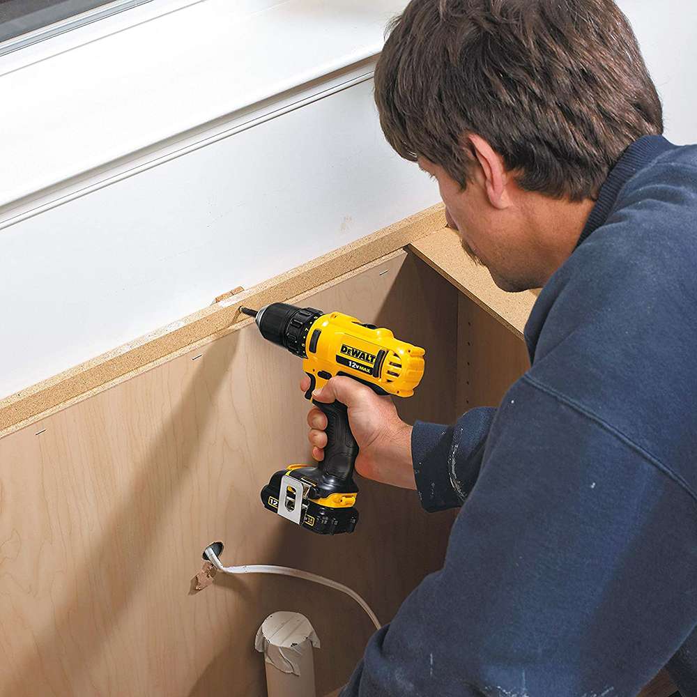 Dewalt 12v XR Li-Ion Compact Drill Drive 4