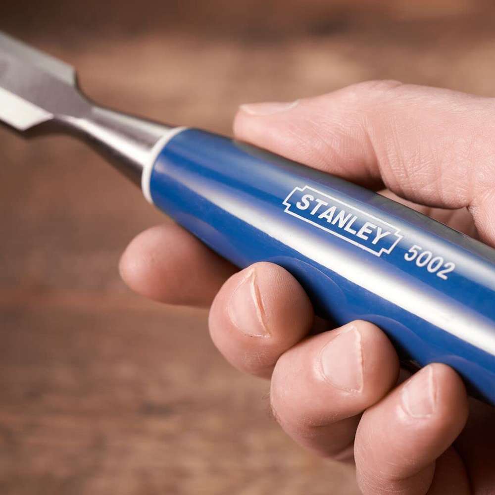 Stanley 0-16-558 38mm Bevel Edge Wood Chisel with Polypropylene Handle 3