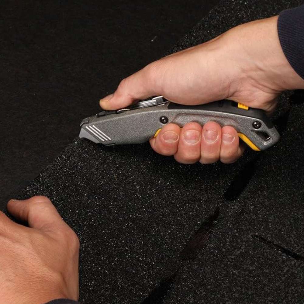 Stanley 10-789 6-7/8" Iron Twin Blade Retractable Knife 4