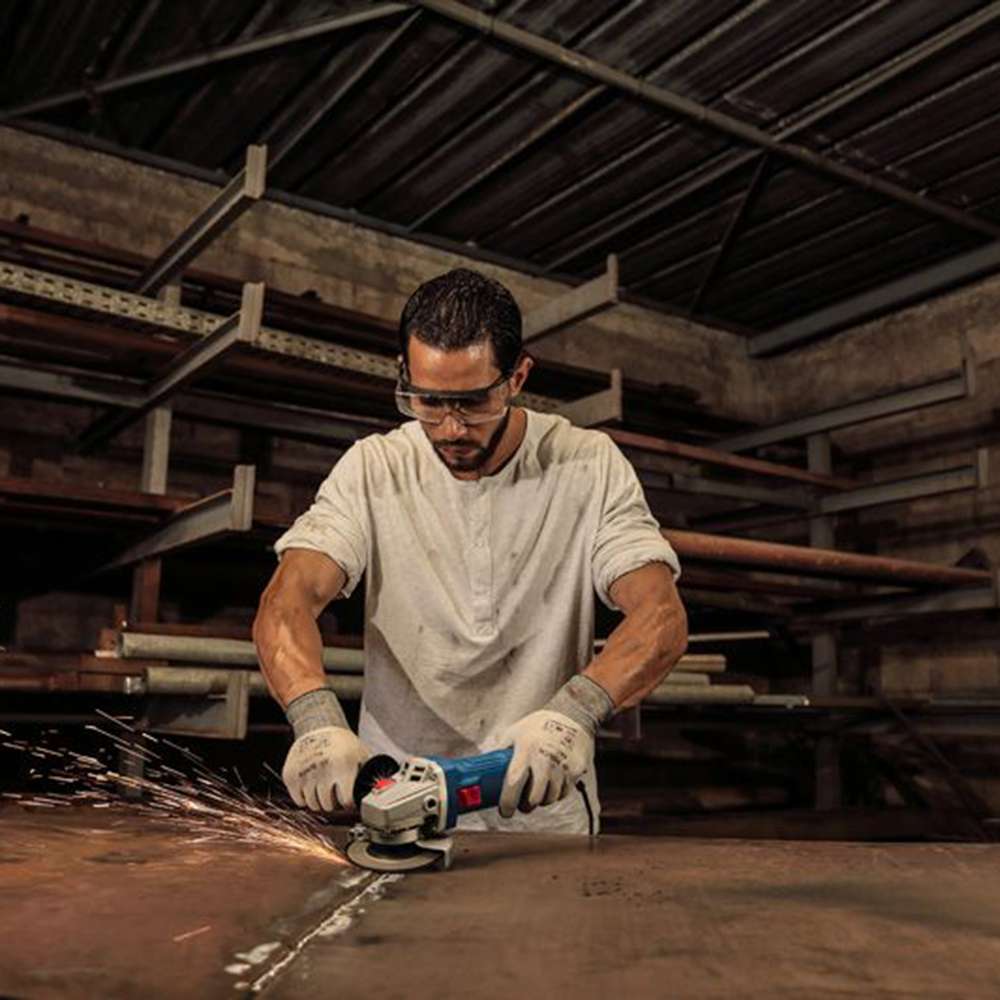 Bosch GWS 700 Professional 710W Angle Grinder 5