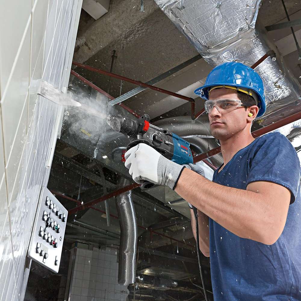 Bosch GBH 2-28 F Rotary Hammer with SDS+ Chuck 880W and Kickback Control 4