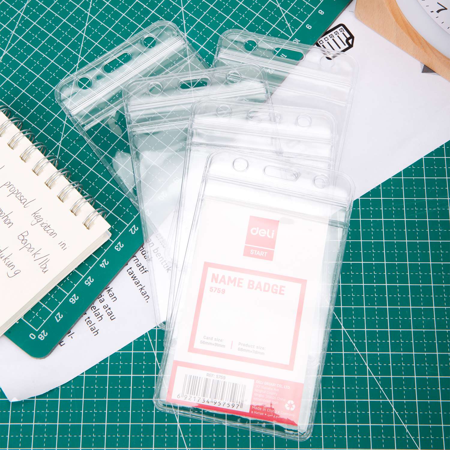 Deli Waterproof ID Holder, Vertical, Durable Material, Zip Seal, Splash-Resistant, Ideal for Office & School Use – Pack of 100 Units 4