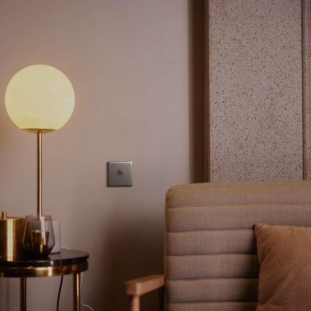 Schneider Electric UnicaX 32A 1-Gang DP with LED & Earth, Stainless Steel 7