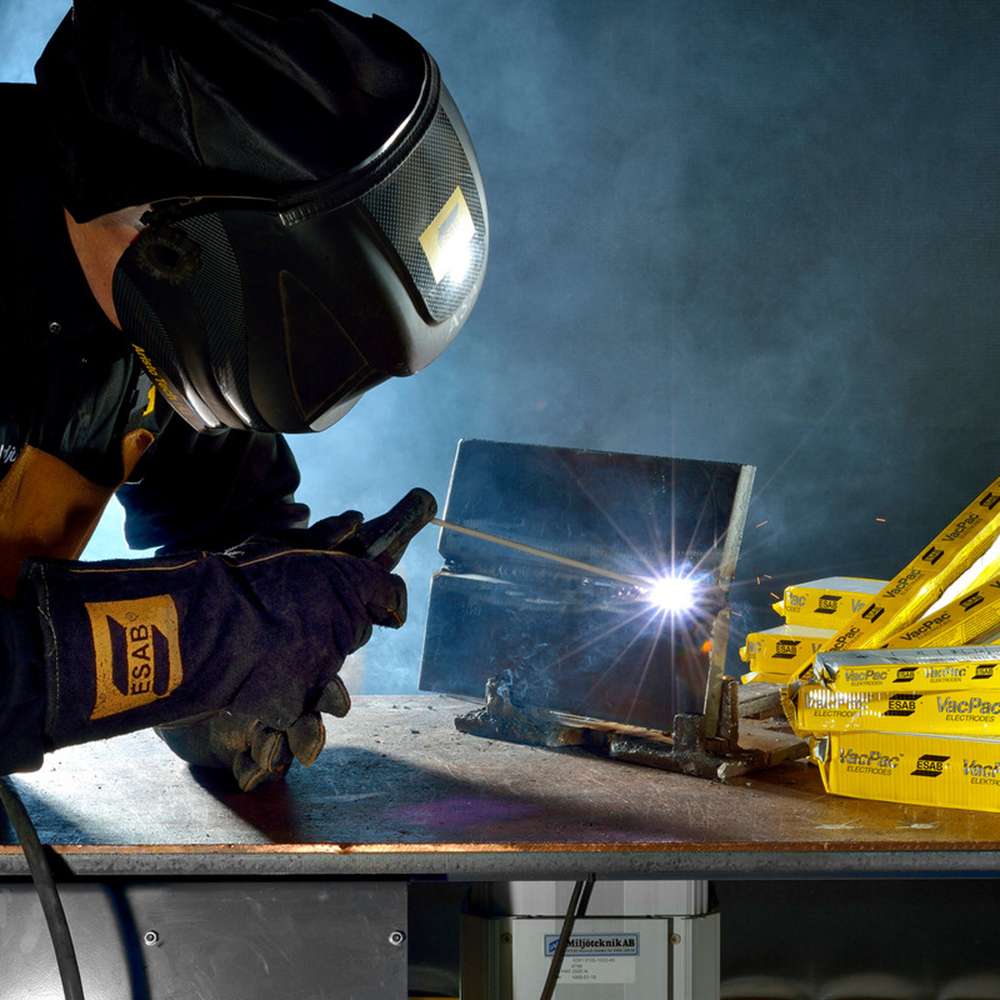 ESAB Welding Electrode OK 48.00 4.0x450mm - SFA/AWS A5.1 E7018 H4 R - EN ISO 2560-A E 42 4 B 42 H5 1