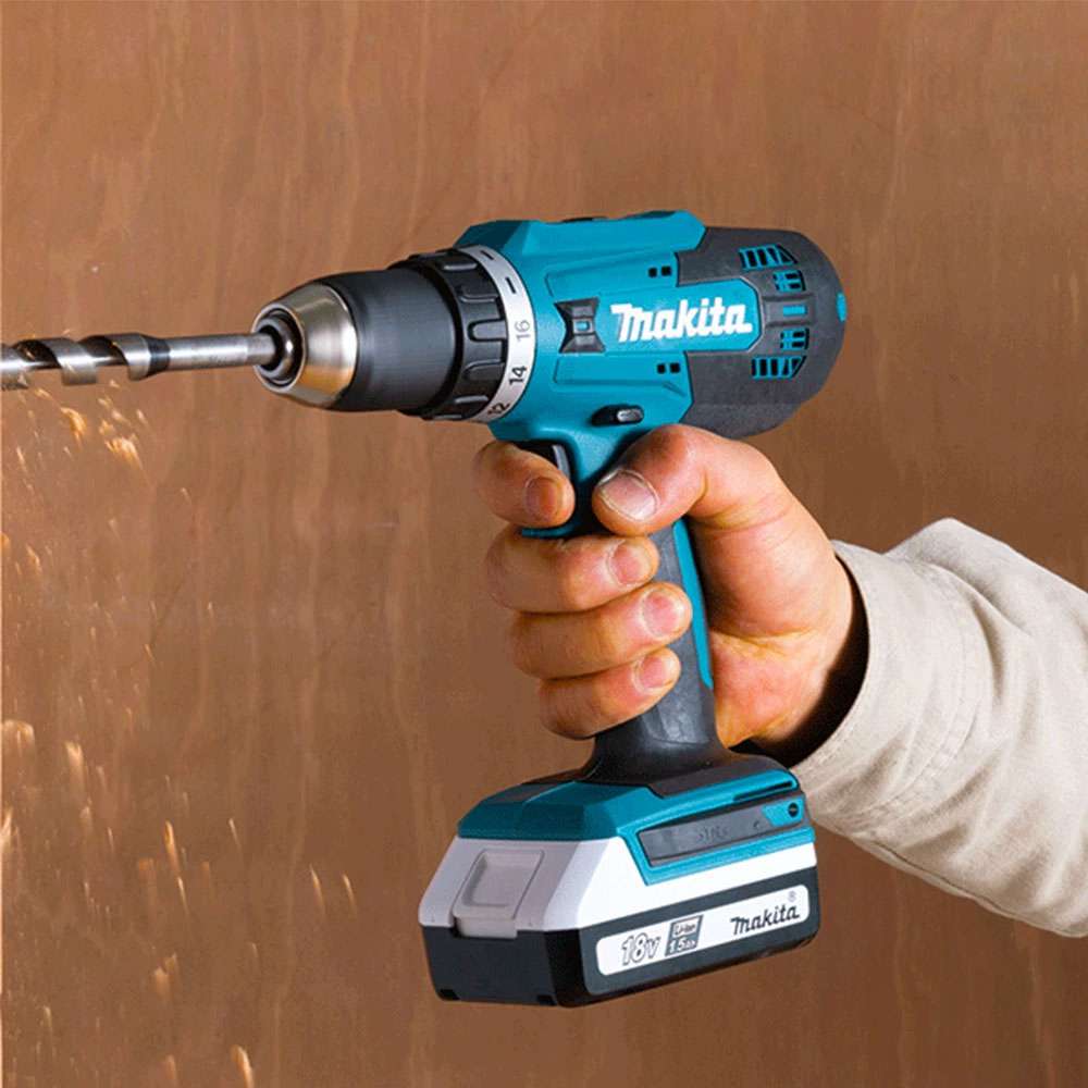 Makita DF488DWE 18V 13mm Cordless Hammer Driver Drill with 2 x 1.5Ah Battery & Charger 3