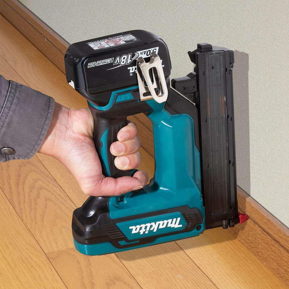 Makita DFN350Z 18V LXT Cordless Brad Nailer 15 – 35mm length 3
