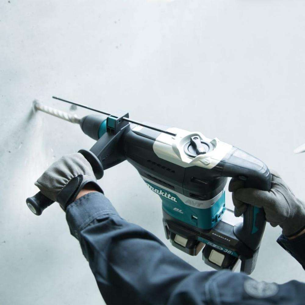 Makita DHR400ZKUN 18V x 2 LXT SDS-MAX 40mm Rotary Hammer 1