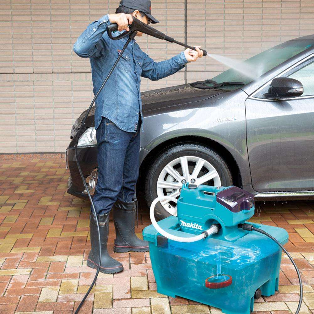 Makita DHW080ZK 18V x 2 LXT 80 Bar Cordless High Pressure Washer 2