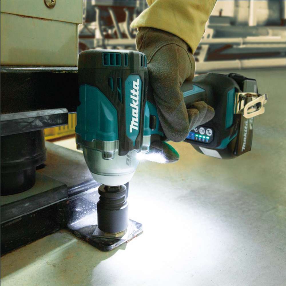Makita DTW300Z 18V LXT Cordless Impact Wrench 1/2 Inch 330Nm 4