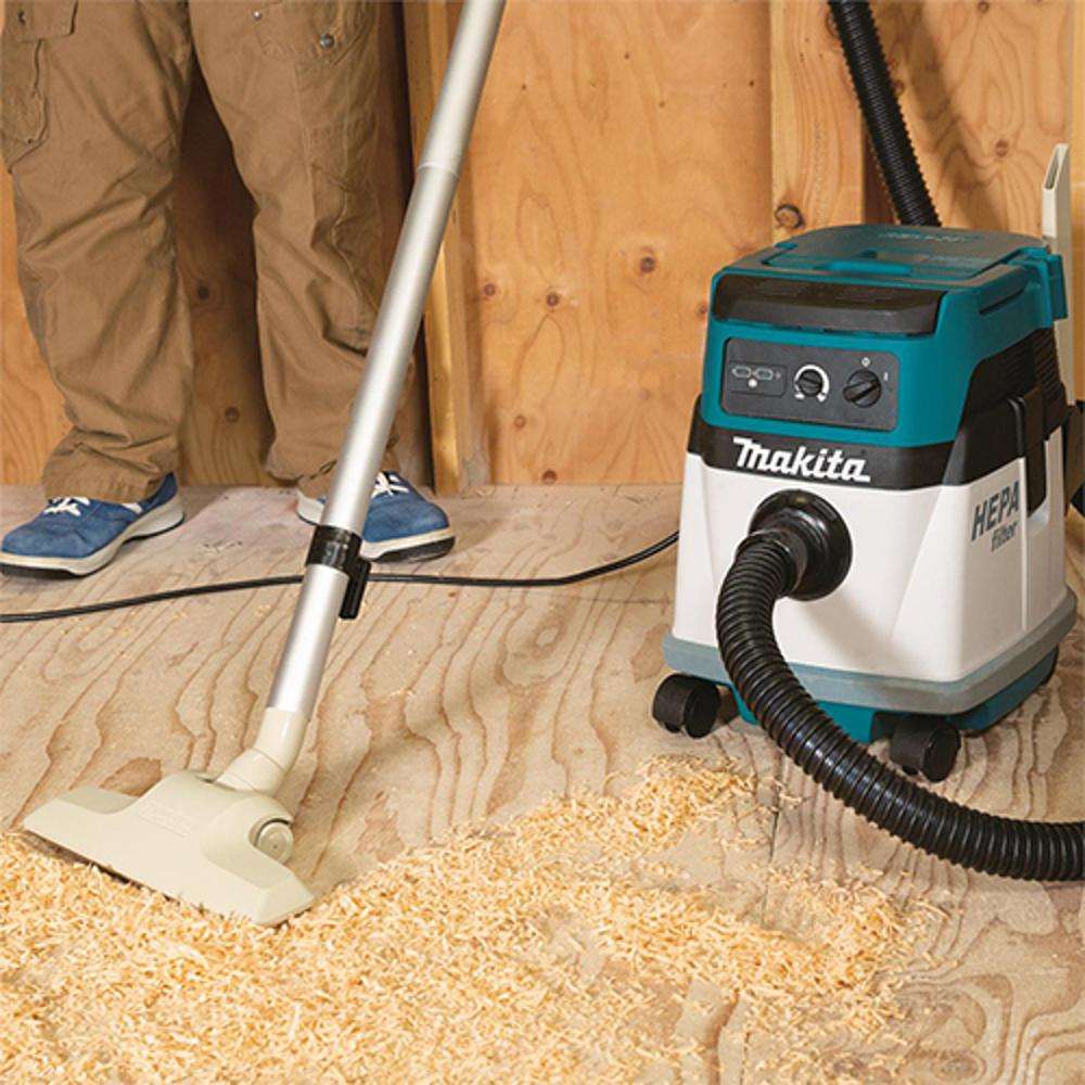 Makita DVC860LZ 36V Cordless Wet Dry Vacuum Cleaner 8L Capacity 2