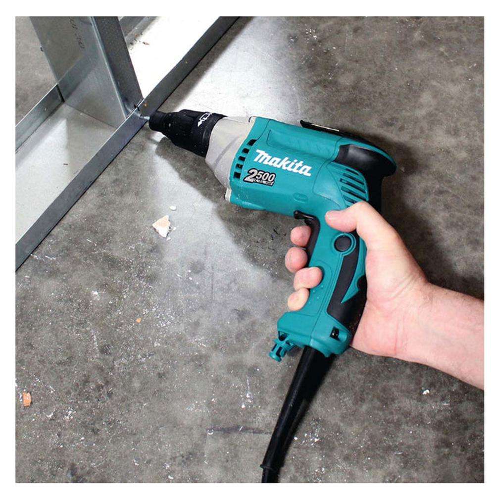 Makita FS2500 570W Screwdriver 6.5mm High Speed with Silent Clutch 1
