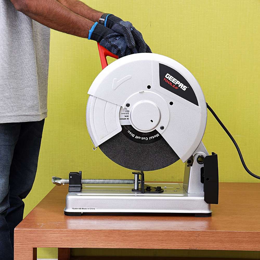 Geepas 355mm 2000W Multi-Purpose Circular Saw 4