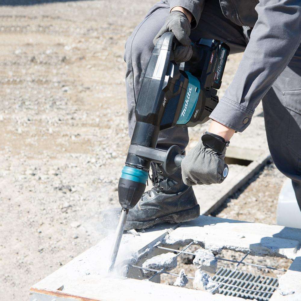 Makita HM001GZ 40V MAX XGT Cordless Demolition Hammer 18mm 9.4J 2