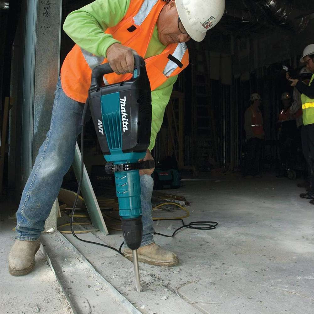 Makita HM1214C 1510W SDS-MAX AVT Demolition Hammer 6