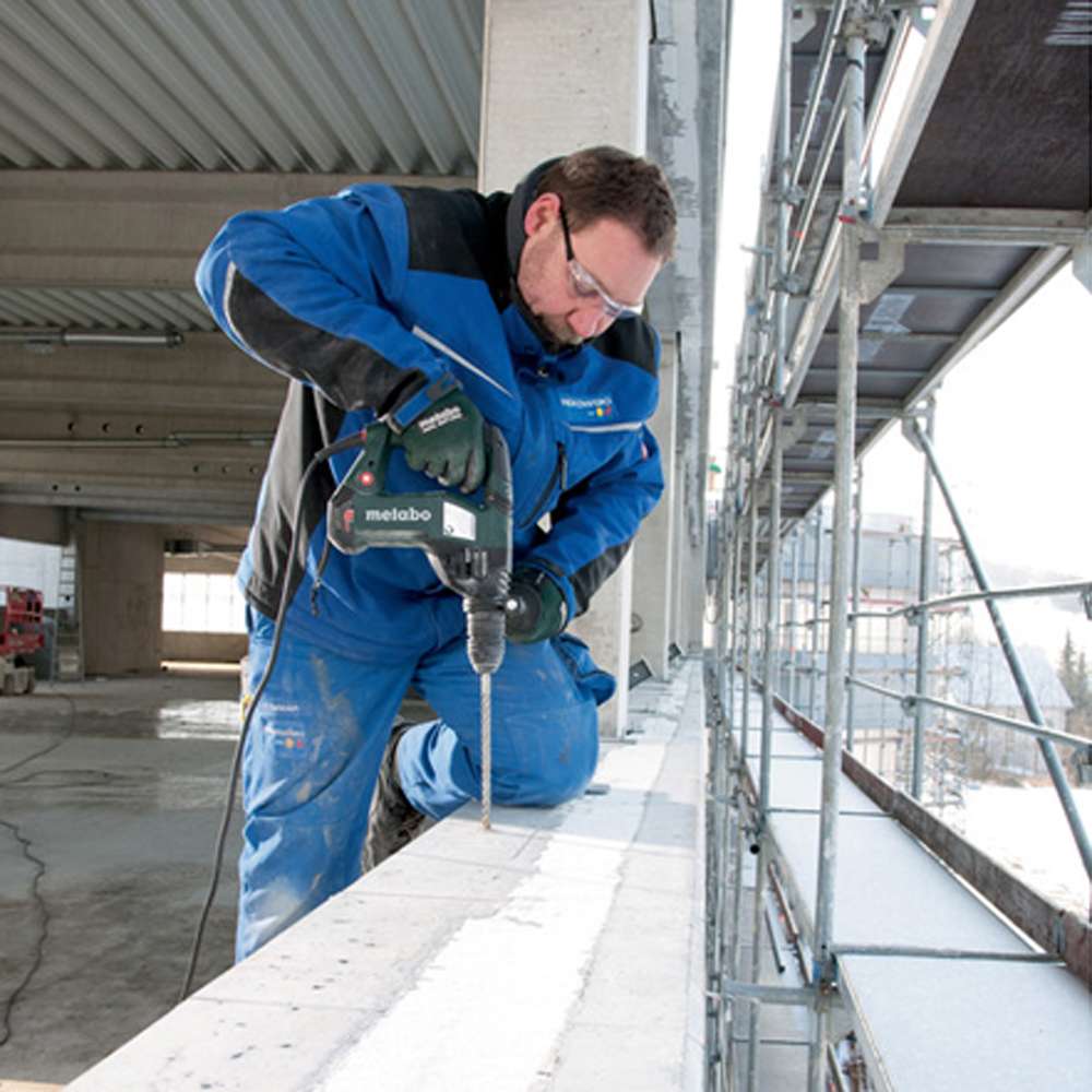 المثقاب المطرقي المدمج ميتابو (KHE 3251) استطاعة (800W) مع فكوك التغيير السريع يعمل بكهرباء (220-240V) موديل (600659000) 3