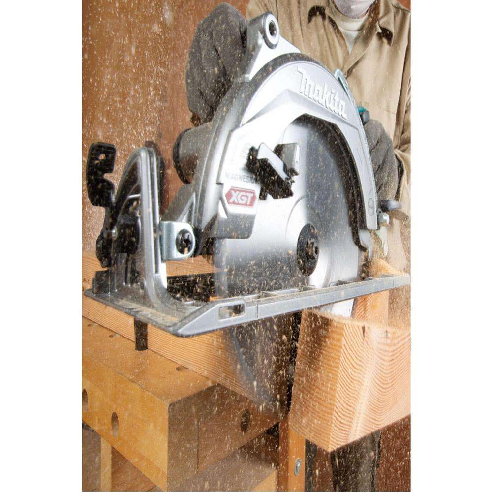 Makita RS002GZ 40V Max XGT Cordless Rear Handle Saw 260mm Brushless Motor 1