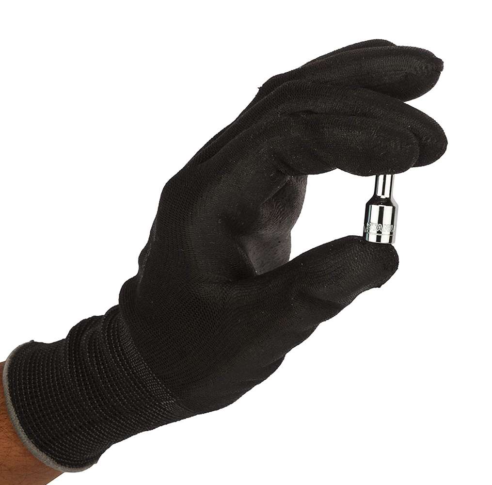 Stanley 1/4" 6 PT Standard Socket - 4mm 3