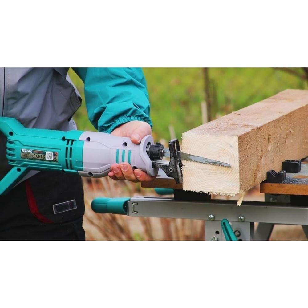 Total TS100806 750W Reciprocating Saw 3