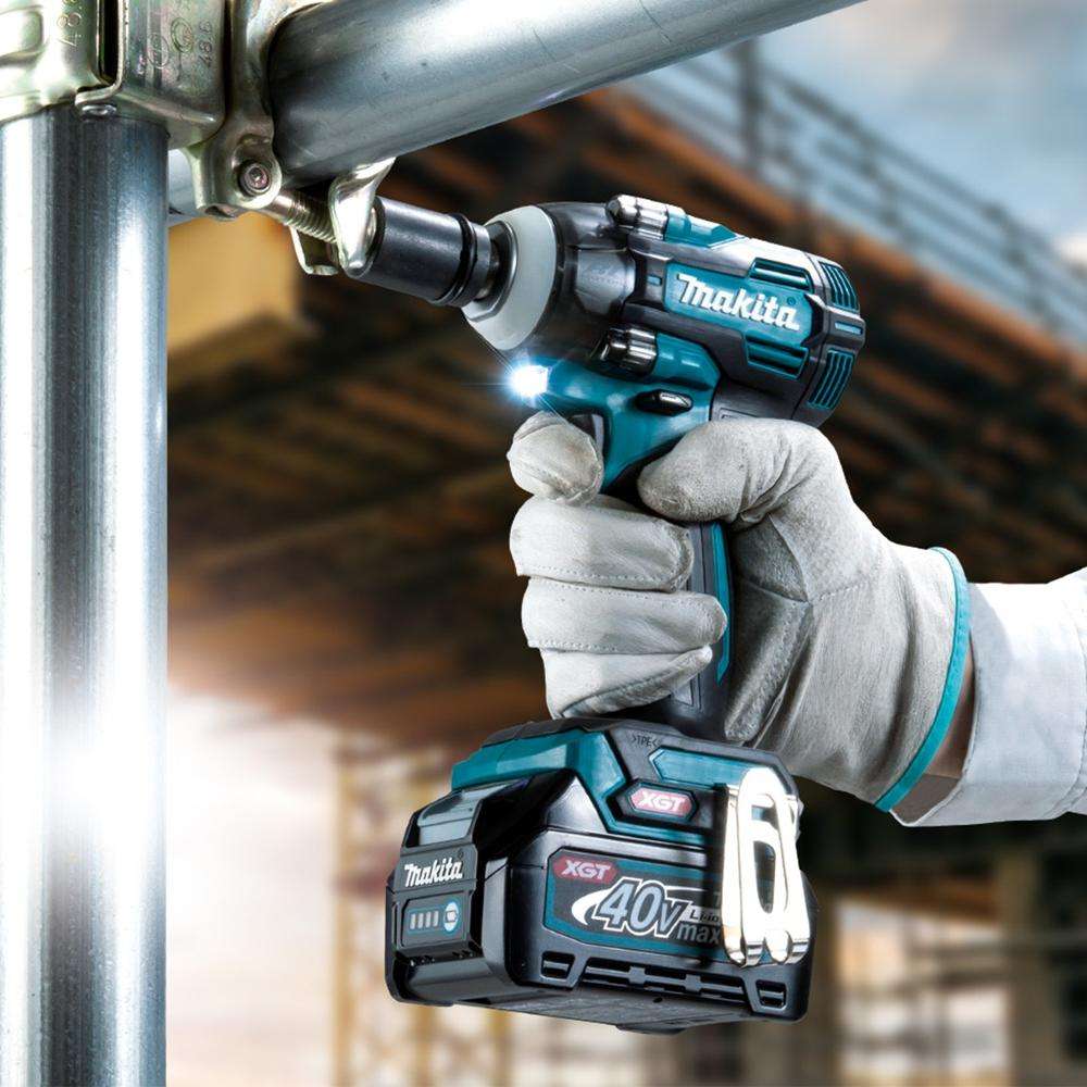 Makita TW005GM202 40V Max Li-Ion XGT Cordless 1/2" Impact Wrench 2