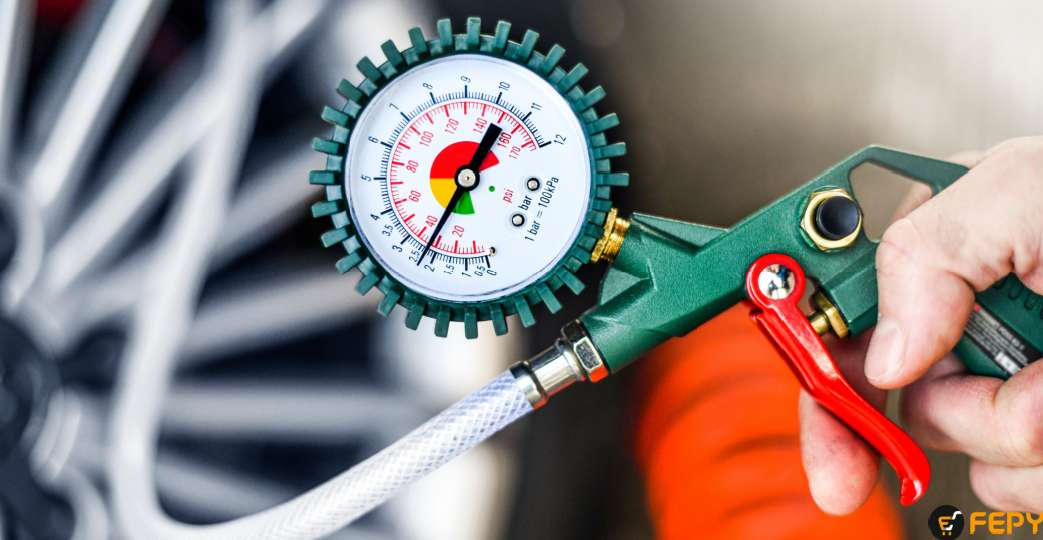 Monitor tyre pressure
