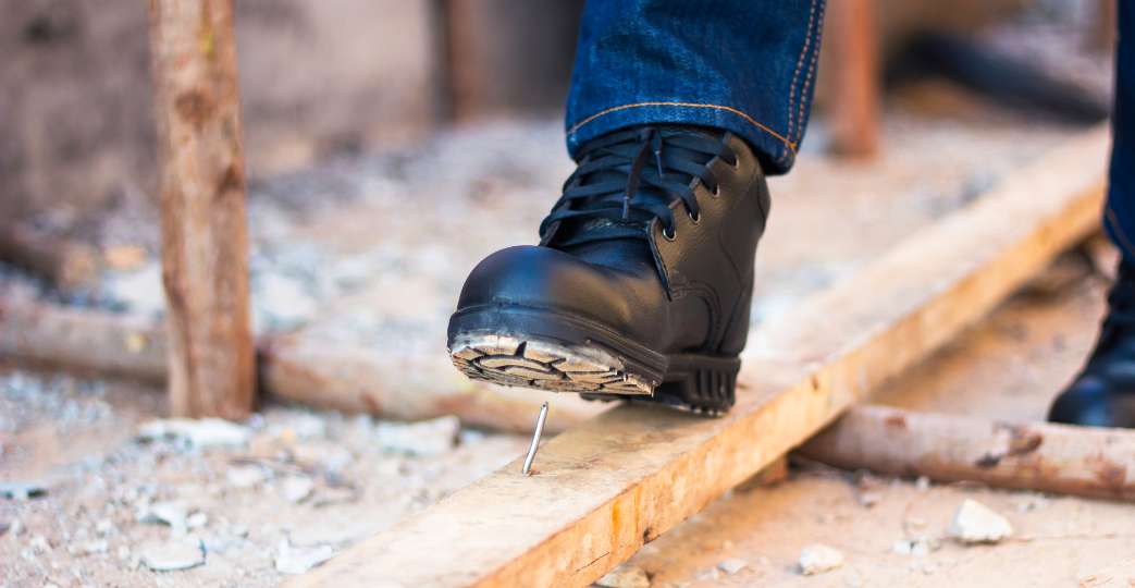Why Are Safety Shoes Important?