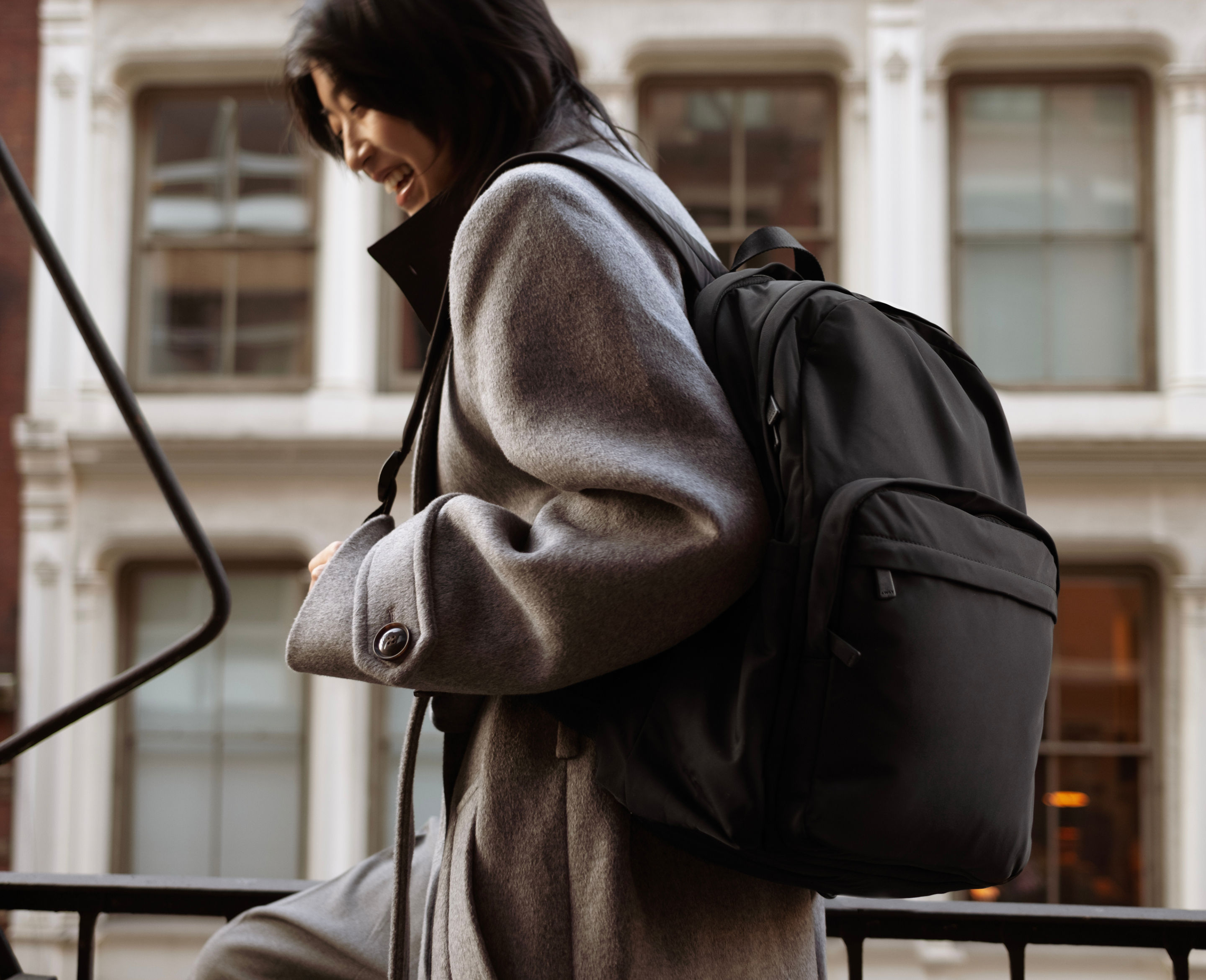 01FLRE26-MW-03_Ecomm-Landing Page-Lifestyle-Desktop.jpg