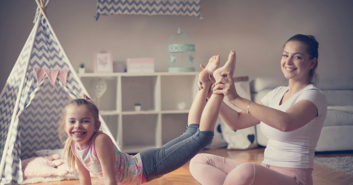 Cómo Iniciar una Práctica de Yoga en Familia