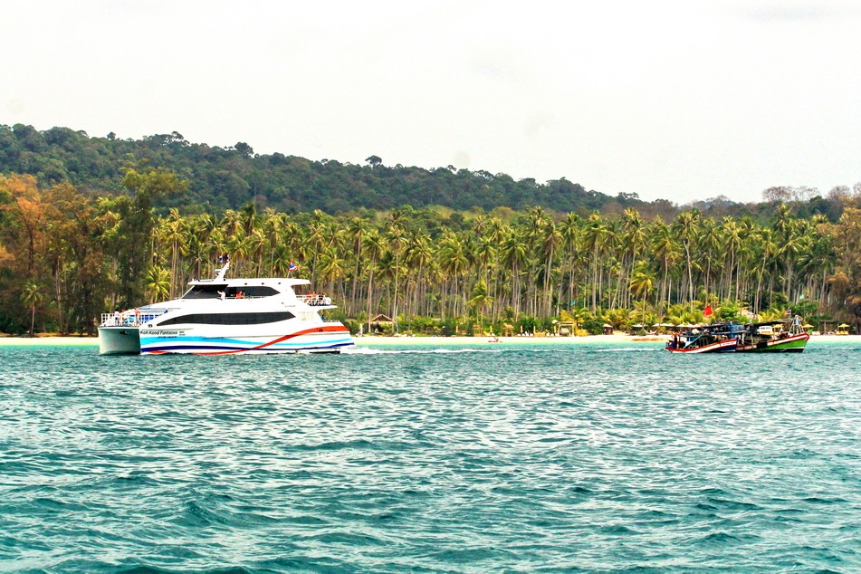 เรือเกาะกูด บุญศิริ คาตามารัน เรือเกาะกูด บุญศิริ คาตามารัน (Boonsiriferry Catamaran)