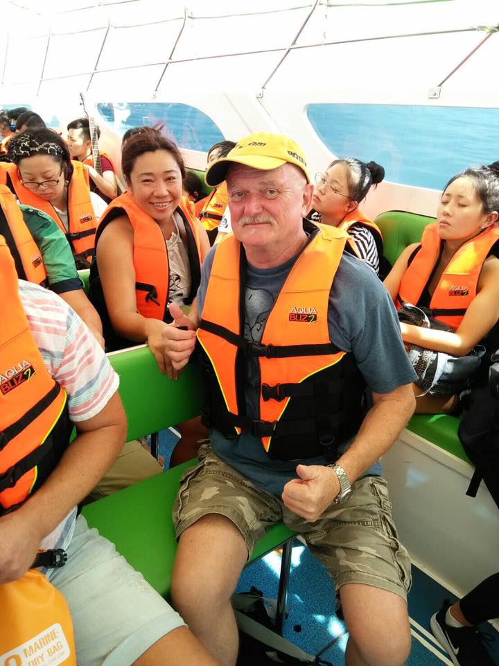 มาริณี ทราเวล สปีดโบ๊ท  มาริณี ทราเวล สปีดโบ๊ท (Marinee  Travel Speedboat)