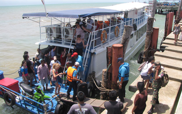 เรือเกาะกูดปริ๊นเซส เรือเกาะกูดปริ๊นเซส (Koh Kood Princess Ferry)