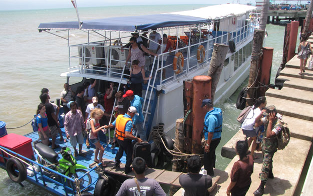 เรือเกาะกูดปริ๊นเซส  เรือเกาะกูดปริ๊นเซส (Koh Kood Princess Ferry)