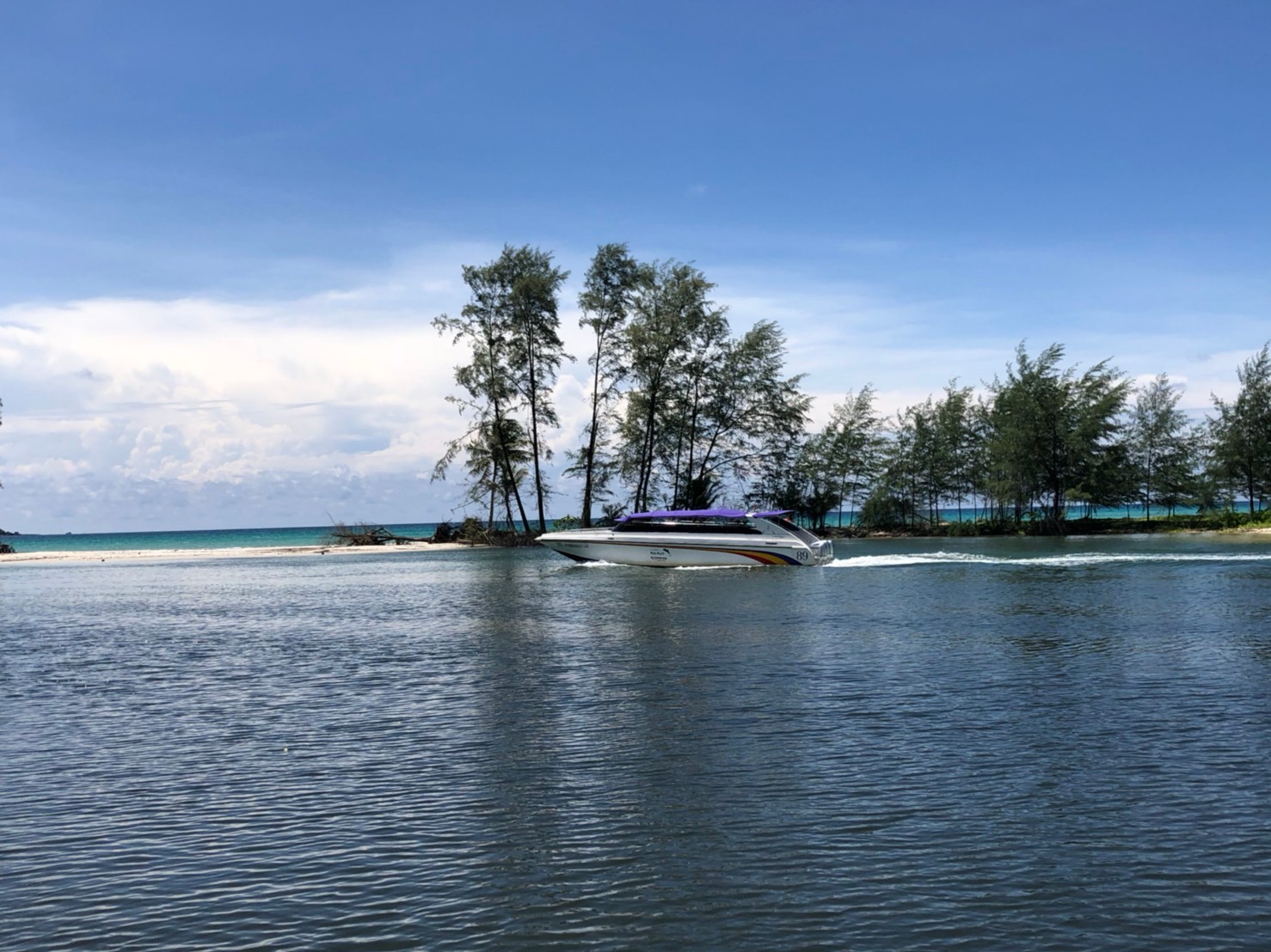 เกาะกูดเอ็กเพรส - Speedboat   เกาะกูดเอ็กเพรส - Speedboat  (Kohkood Express Speedboat )