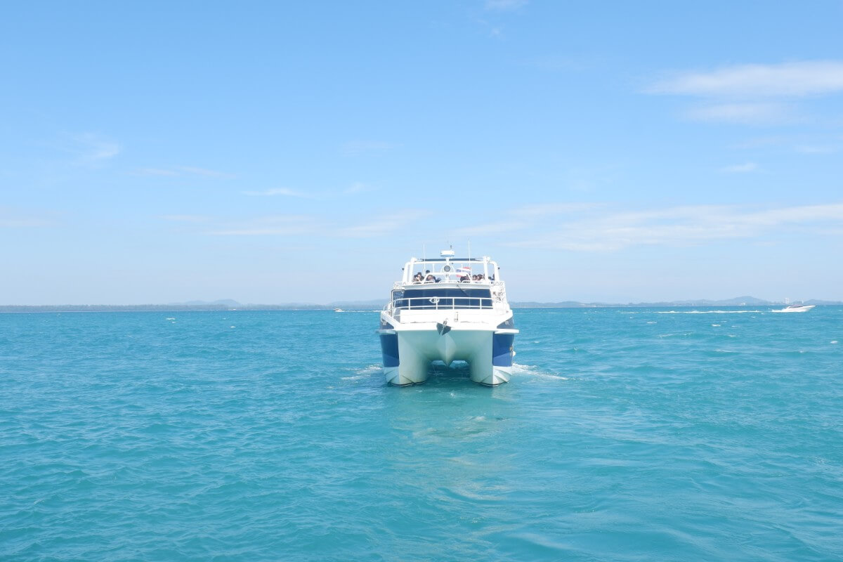 เกาะแก้วพิสดาร เกาะแก้วพิสดาร (Koh Kaew Phitsadan)