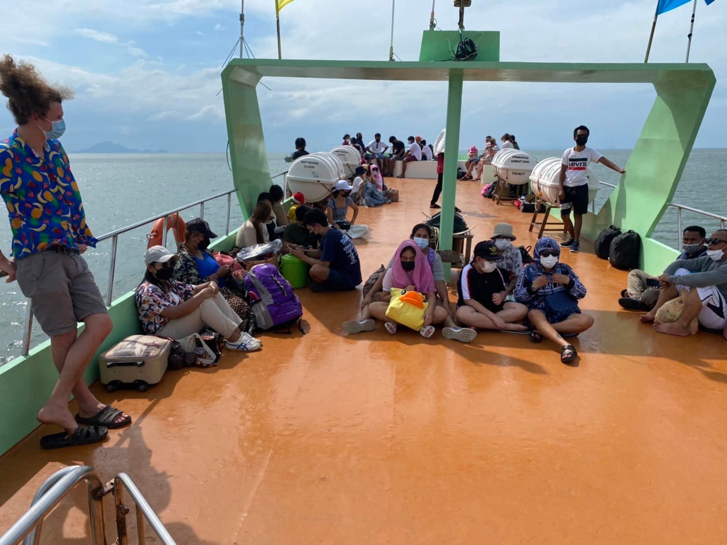 Koh Phi Phi x Ferry Advice Koh Phi Phi x Ferry Advice (Koh Phi Phi x Ferry Advice)