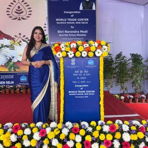Female Anchor