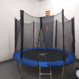 Trampoline