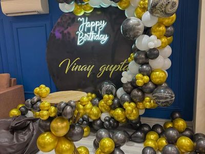 Black Sliver & Gold Balloon Decor Black Sliver & Gold Balloon Decor