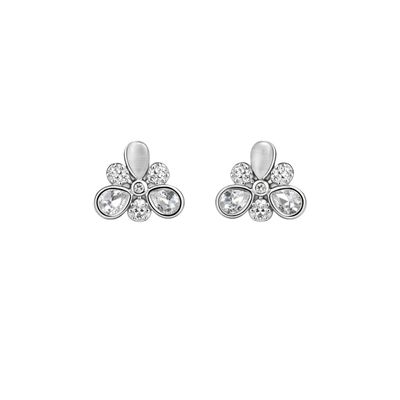 Blushed white in flower studs