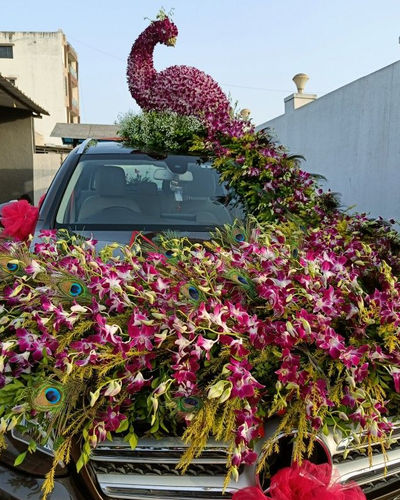 Flowers for Car Decorations