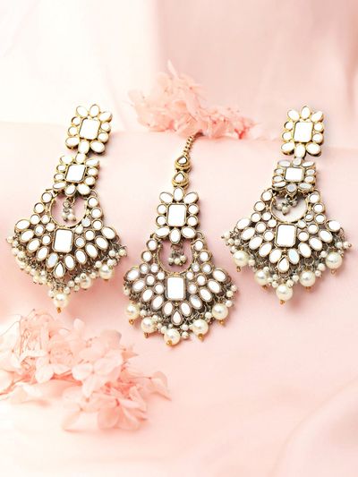 Vendor 1 Gold Plated Kundan Mangtikka And Earring Set With Pearls Design