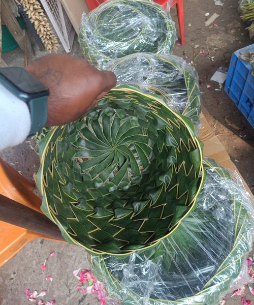 Leaf Basket