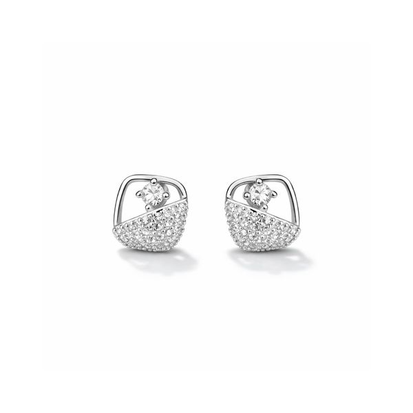 Half square A++ Minimalist studs