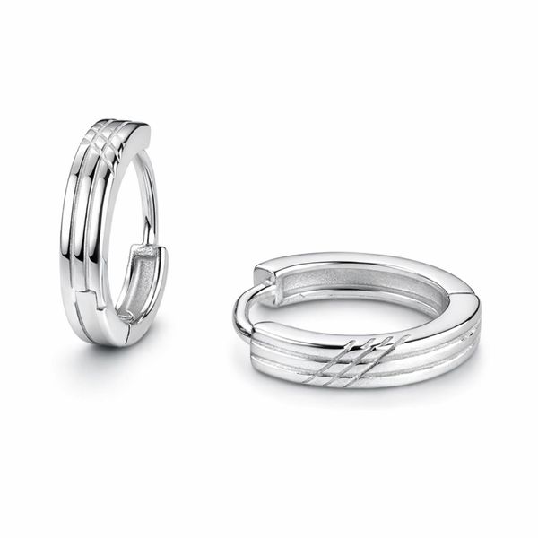 The Linear Parallel Groove Hoop Bali