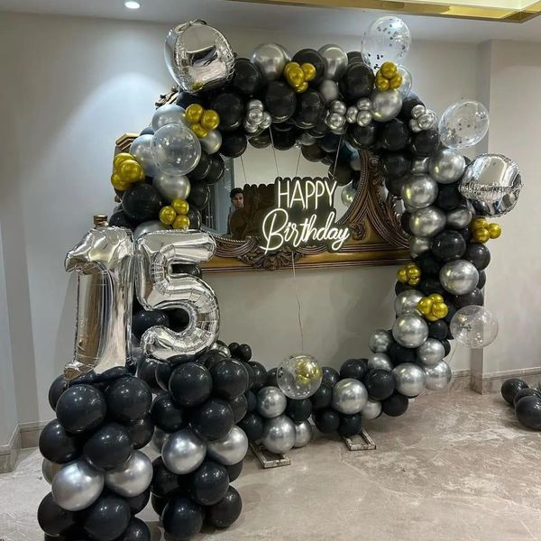Black Sliver & Gold Balloon Decor Black Sliver & Gold Balloon Decor